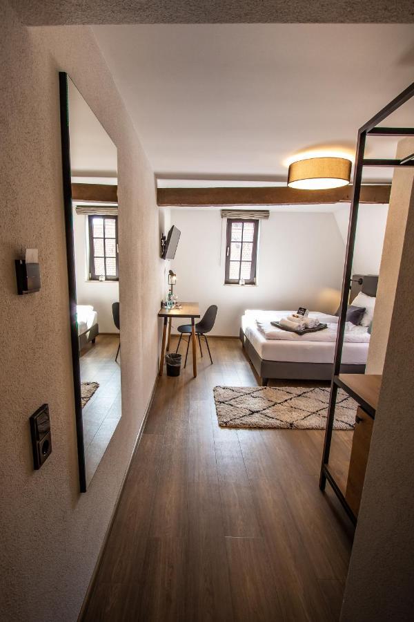 Steinhaus 1718 Hotell Büdingen Eksteriør bilde